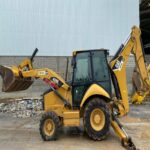 Caterpillar backhoe - Image 2